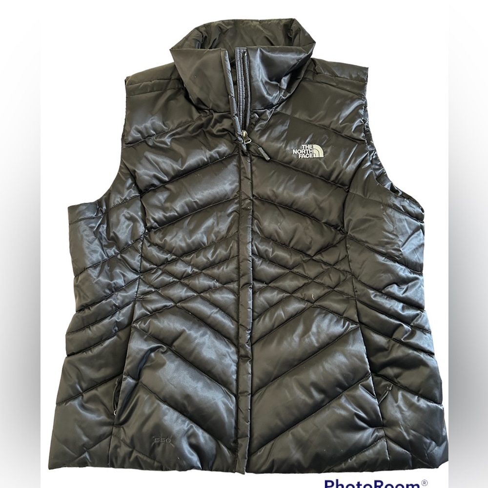 North Face 550 women’s black puffer vest; size XL